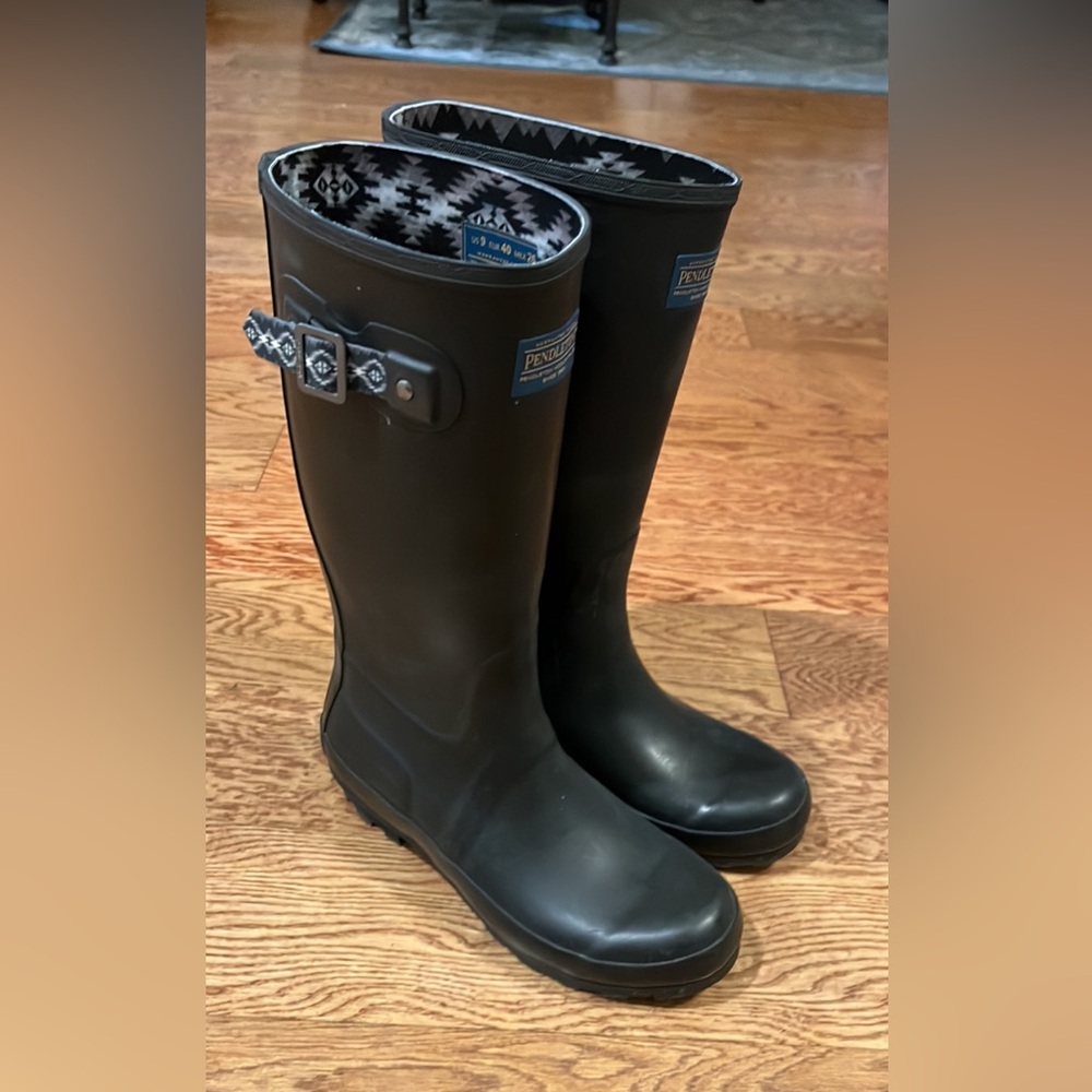 Pendleton Rain Boots